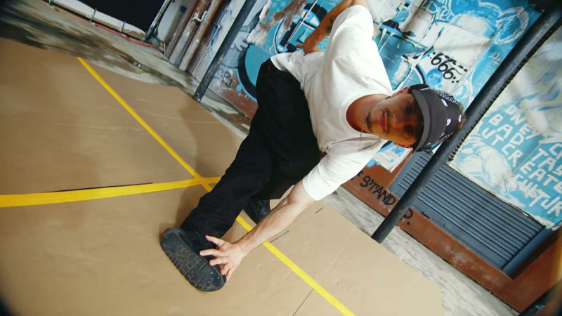 Hakii Sunvisor Sound Through Vibration 鲨鱼拍摄制作