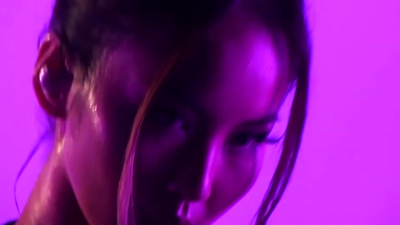EAR Phones The Dancer 鲨鱼拍摄制作